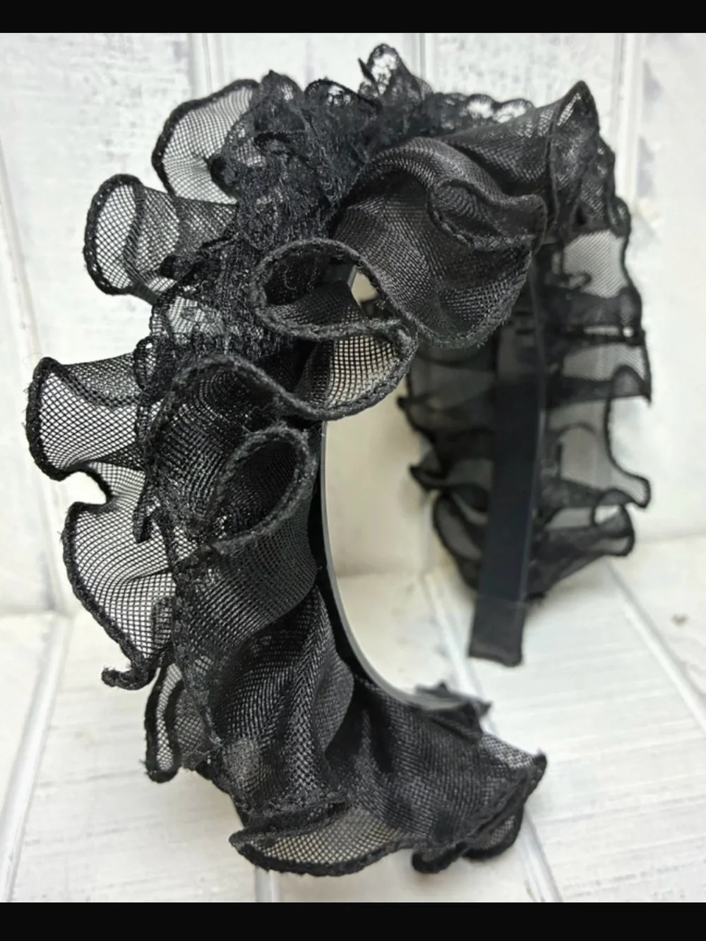 Black Ruffle Mesh Headband – Women's Fashion Hair Accessory